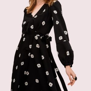 Designer, Kate Spade Dress in Clover Toss, Size 00; Pre-owned